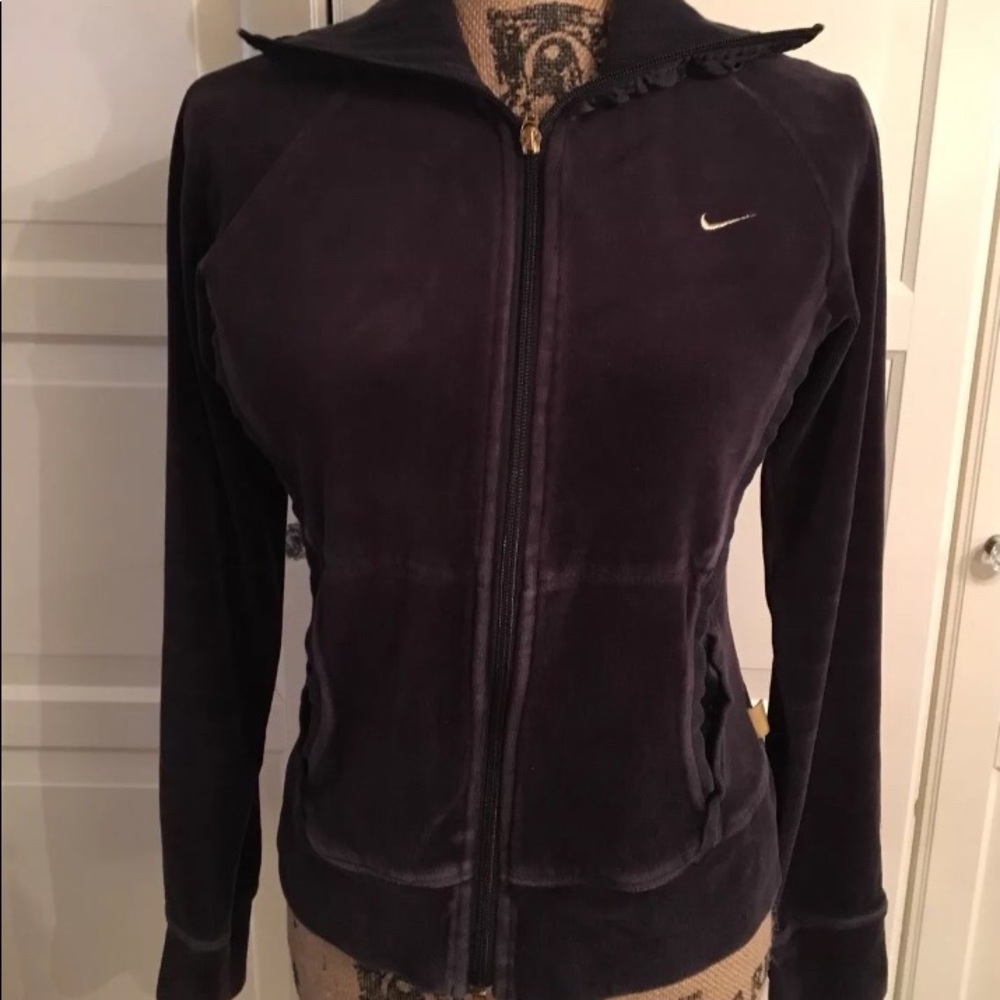 Nike Sportswear Medium Black Cotton Sweatshirt